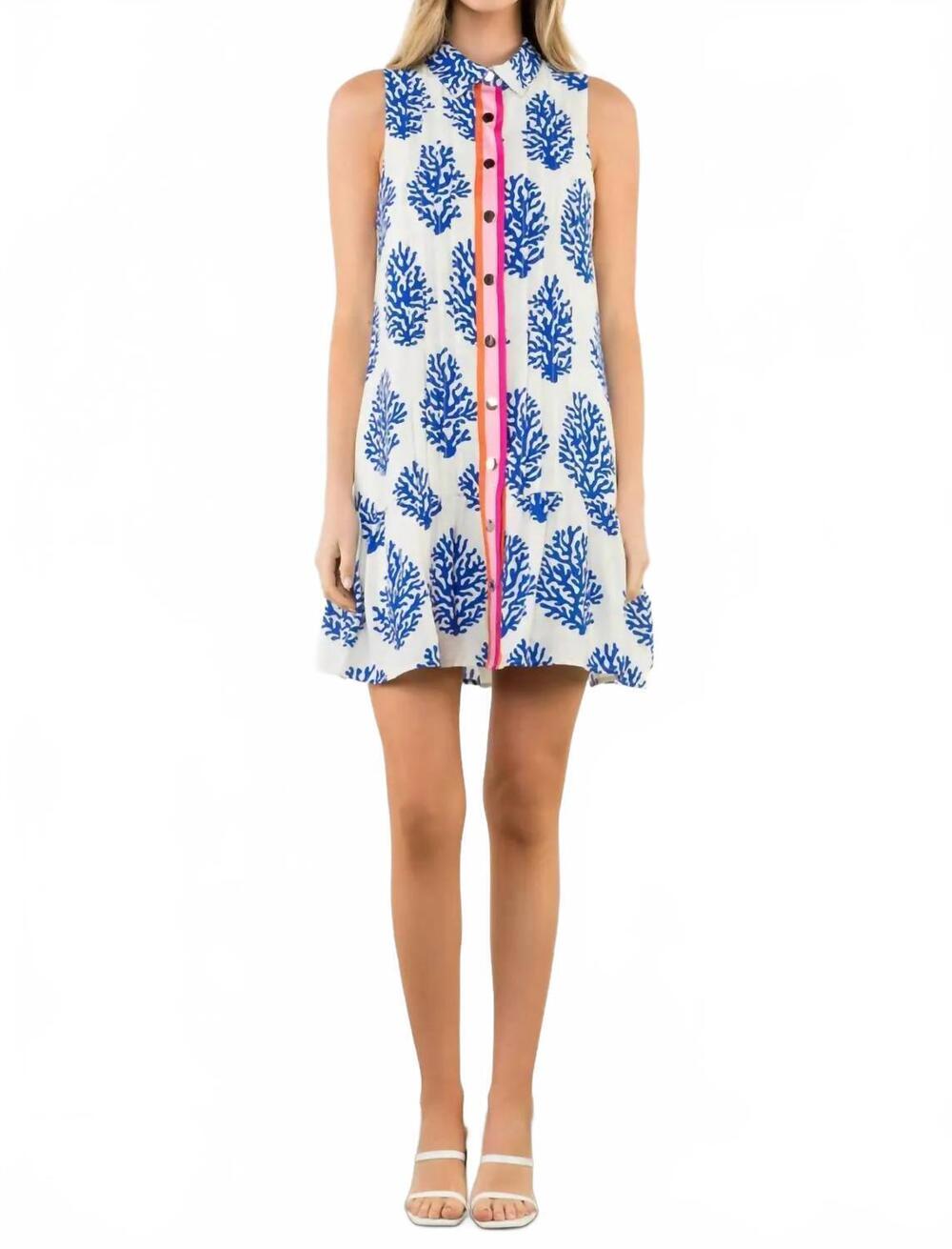 NEW THML sleeveless collared print dress in white